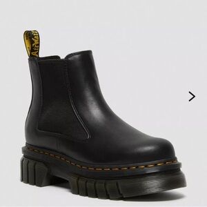 Dr Martens Chelsea Boot